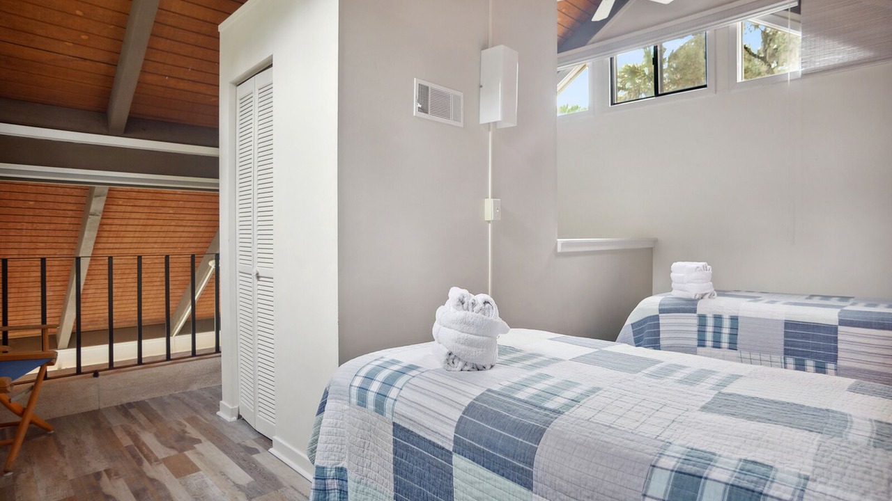 Photo of Bedroom in Night Heron