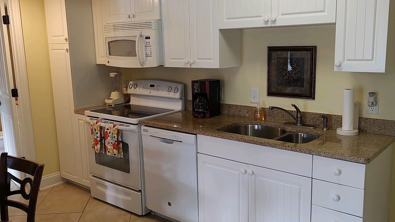 Photo of Kitchen in North Litchfield Beach