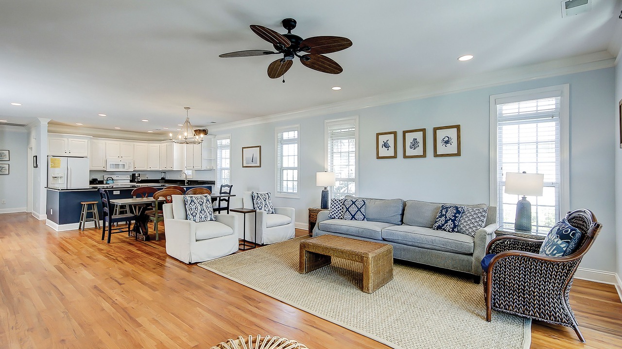Photo of Livingroom in Isle of Palms