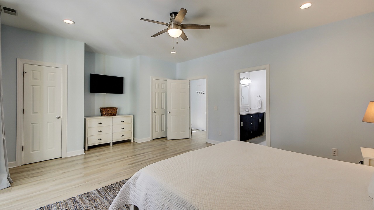 Photo of Bedroom in Isle of Palms