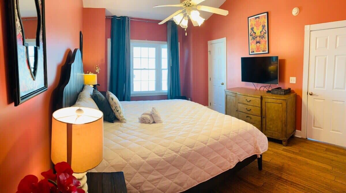 Photo of Bedroom in Central Myrtle Beach