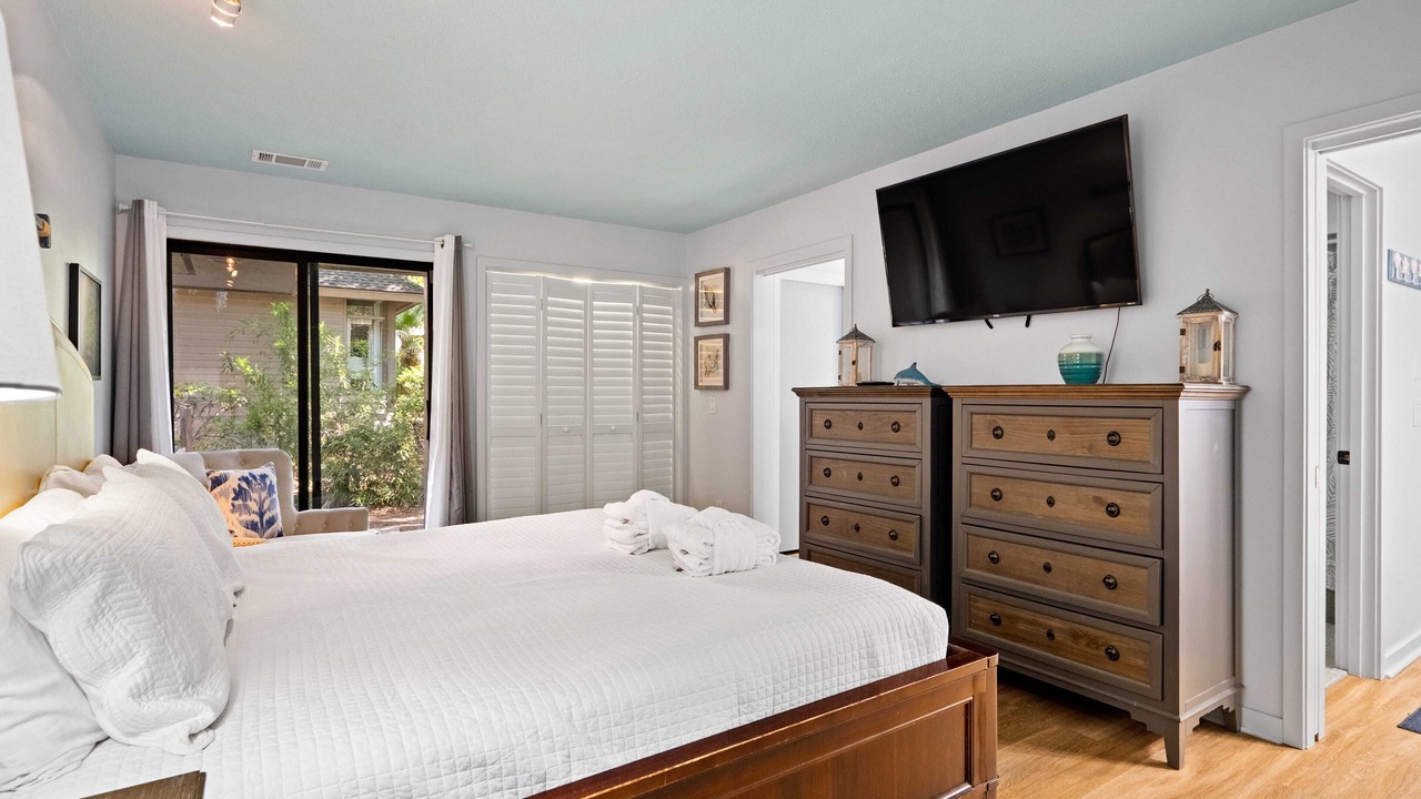 Photo of Bedroom in Oceanside