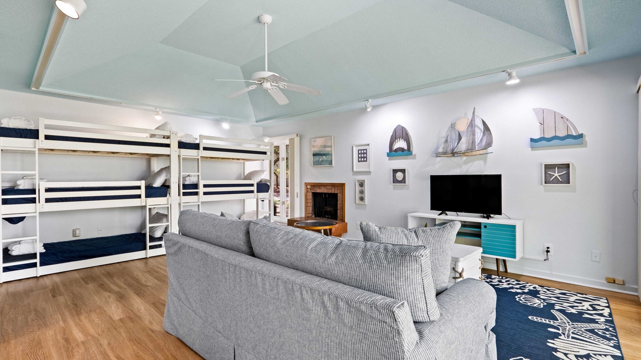 Photo of Livingroom in Oceanside