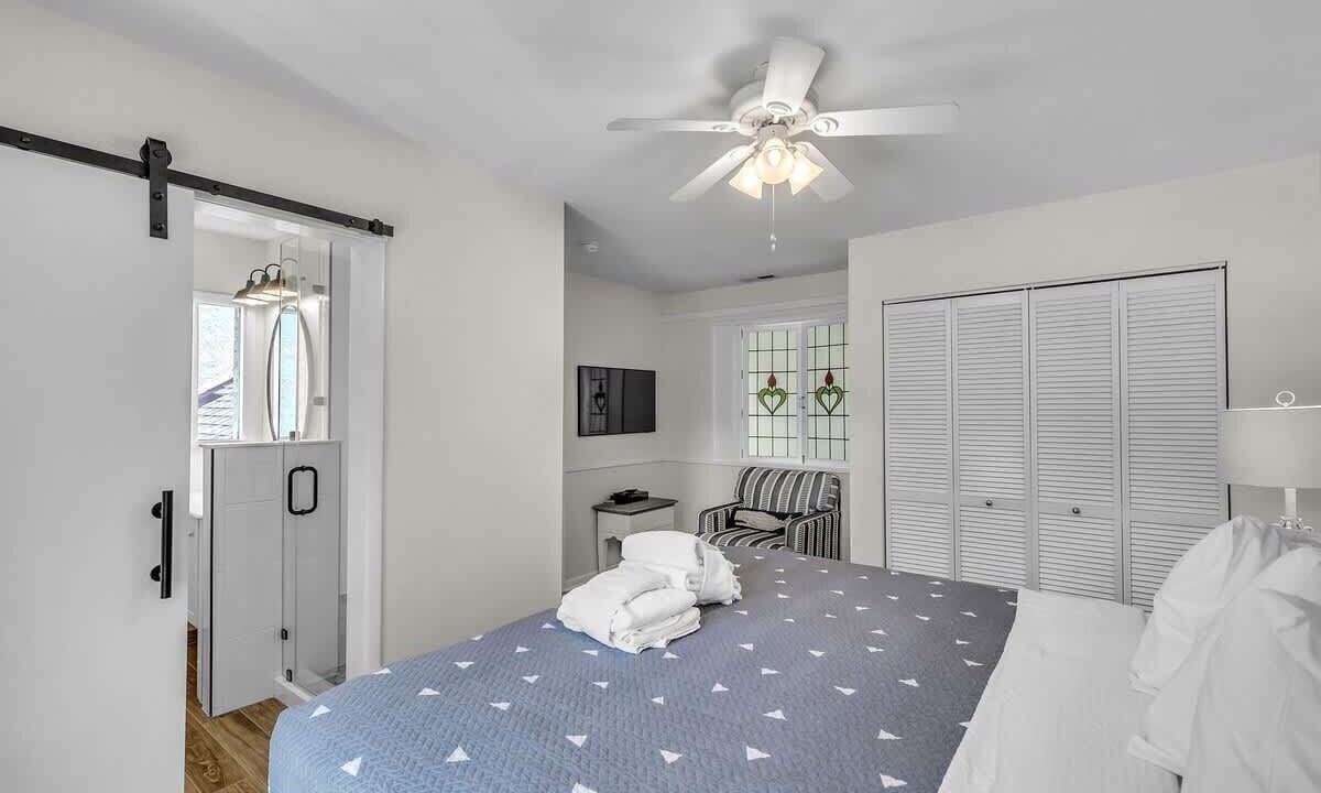 Photo of Bathroom in South Beach