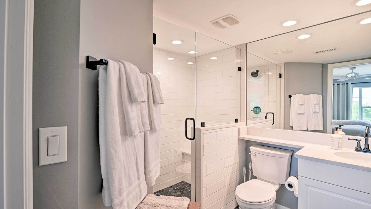 Photo of Bathroom in North Litchfield Beach