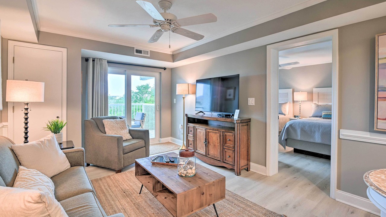 Photo of Livingroom in North Litchfield Beach