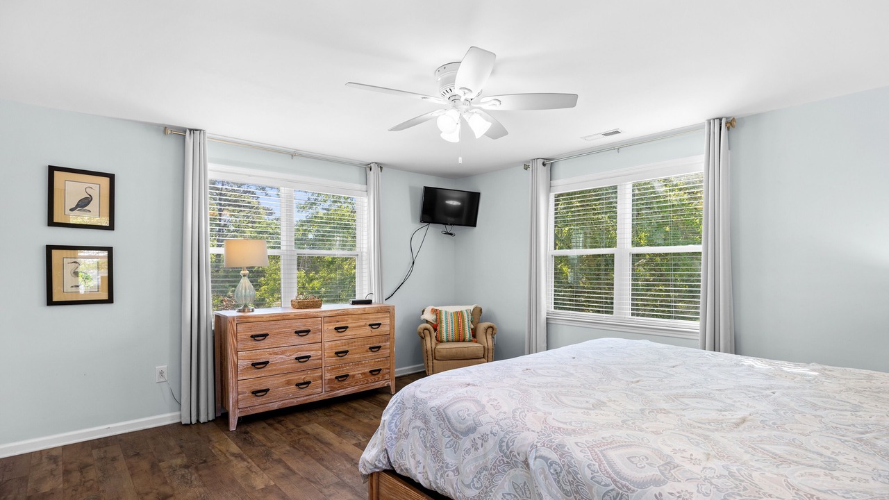 Photo of Bedroom in North Litchfield Beach
