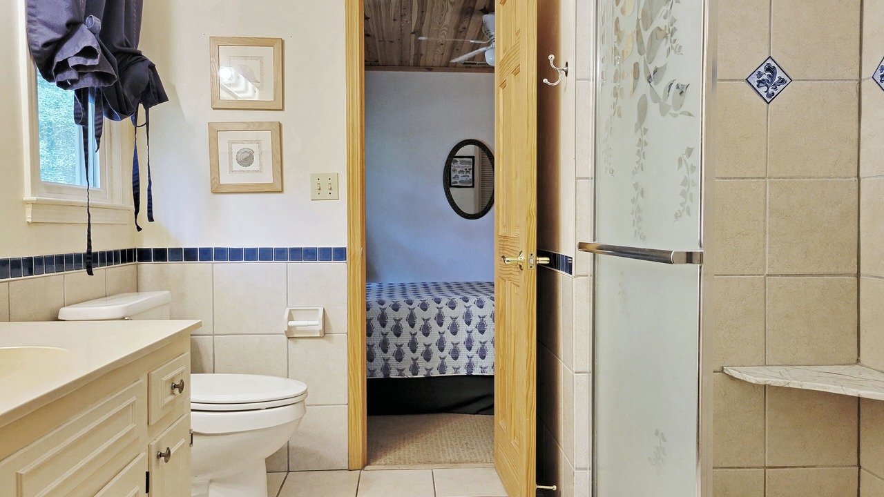 Photo of Bathroom in North Litchfield Beach