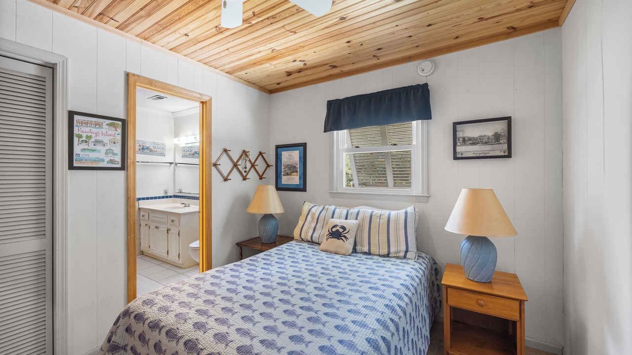 Photo of Bedroom in North Litchfield Beach