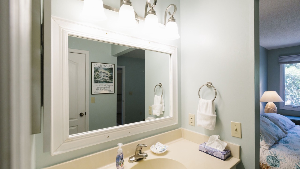 Photo of Bathroom in Ocean Ridge