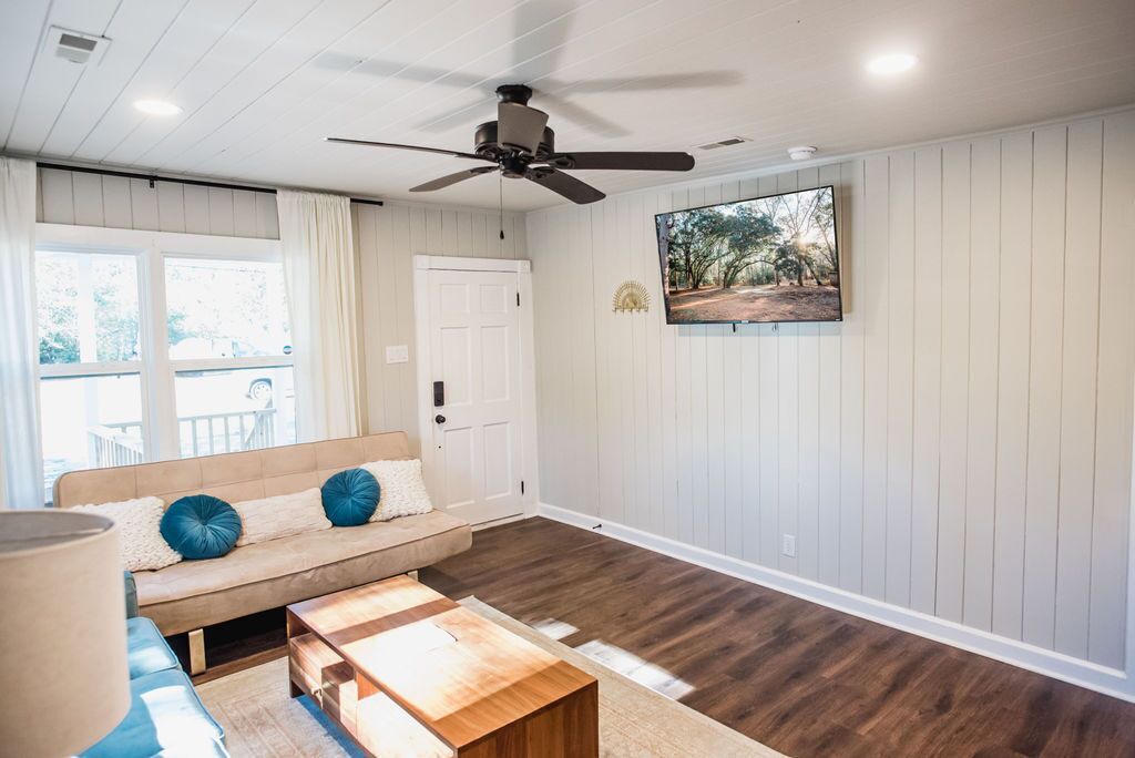 Photo of Livingroom in Johns Island