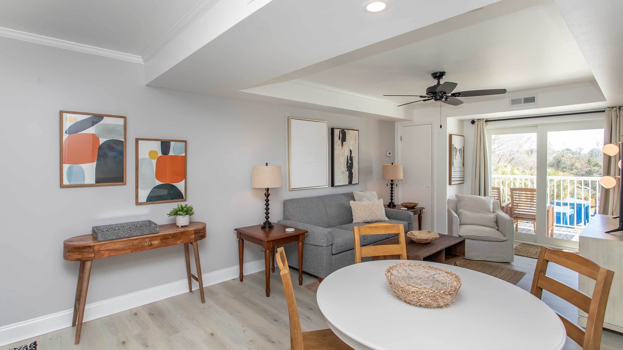 Photo of Livingroom in North Litchfield Beach