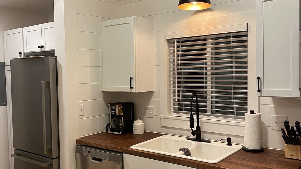 Photo of Kitchen in Summerville Historic District