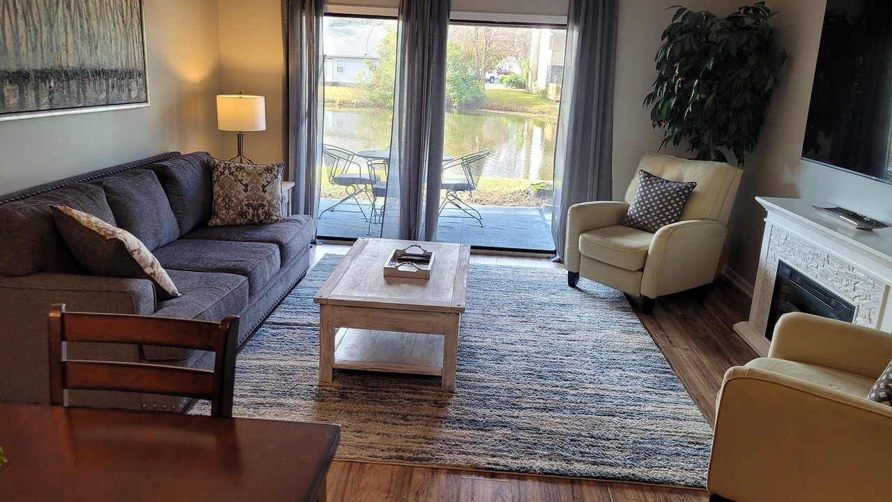 Photo of Livingroom in North Charleston