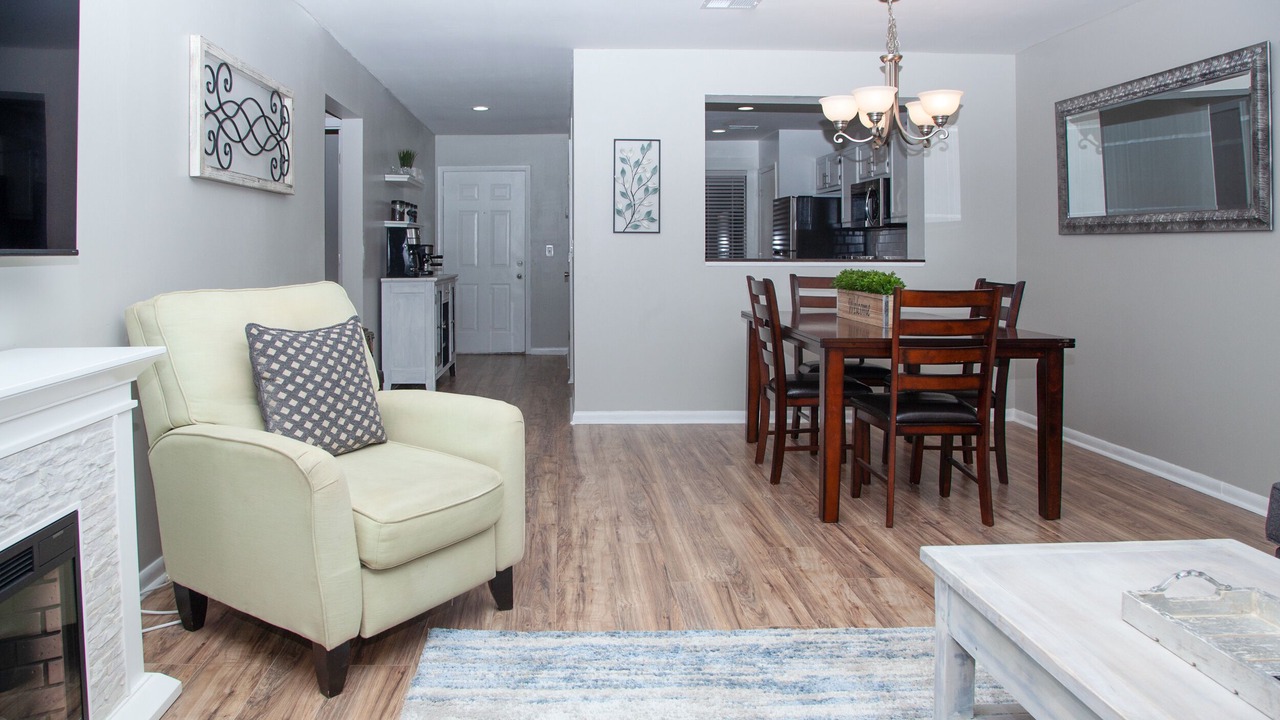 Photo of Livingroom in North Charleston