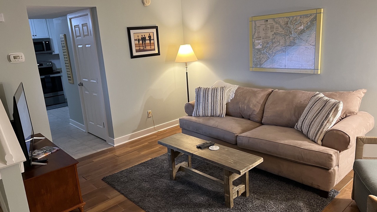 Photo of Livingroom in West Ashley