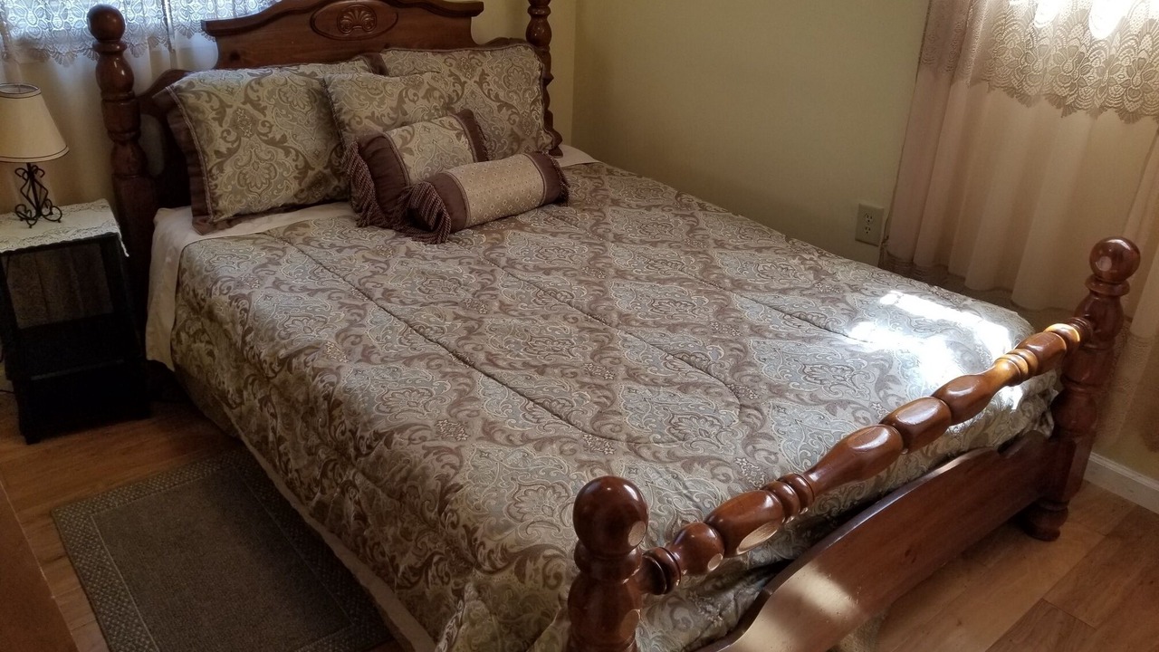 Photo of Bedroom in Beaufort
