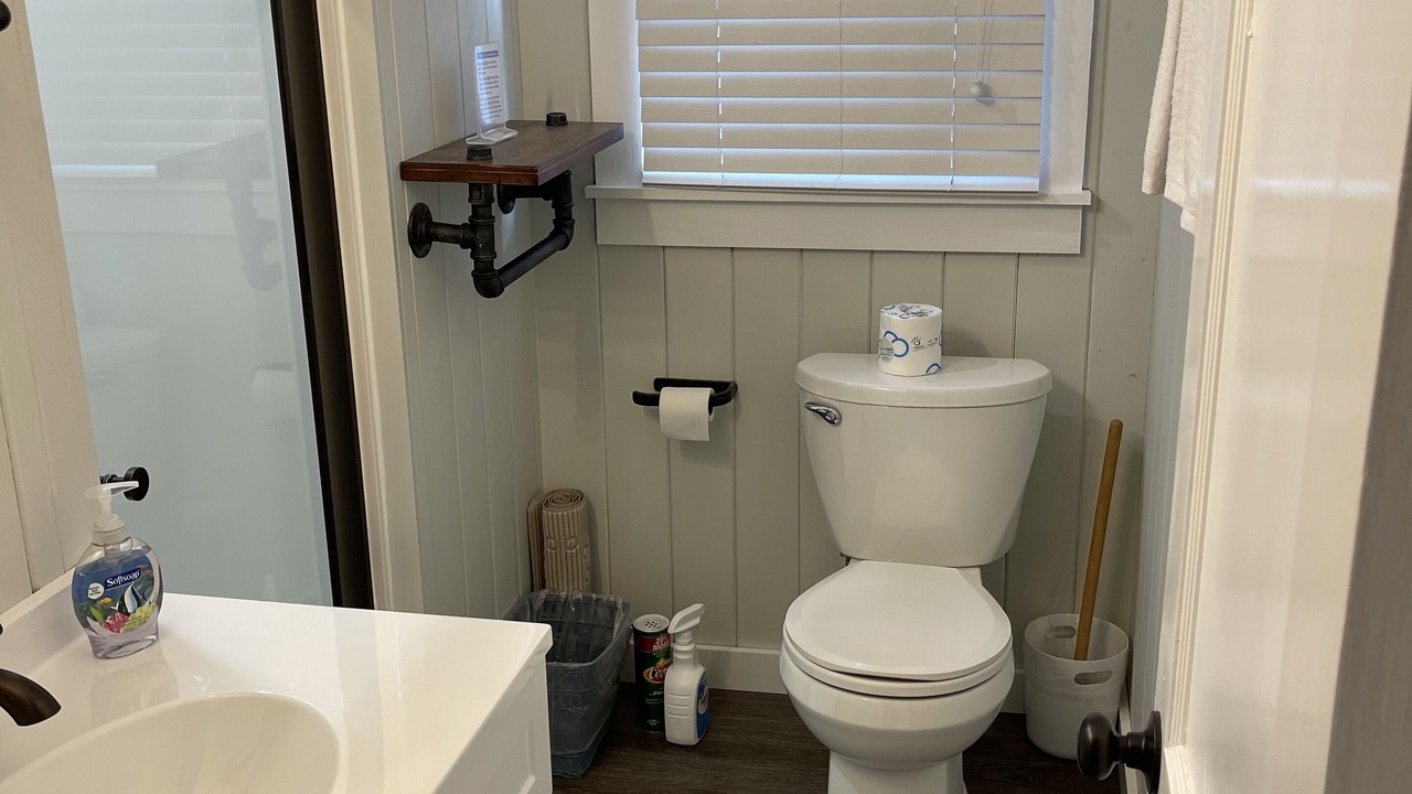 Photo of Bathroom in Windy Hill