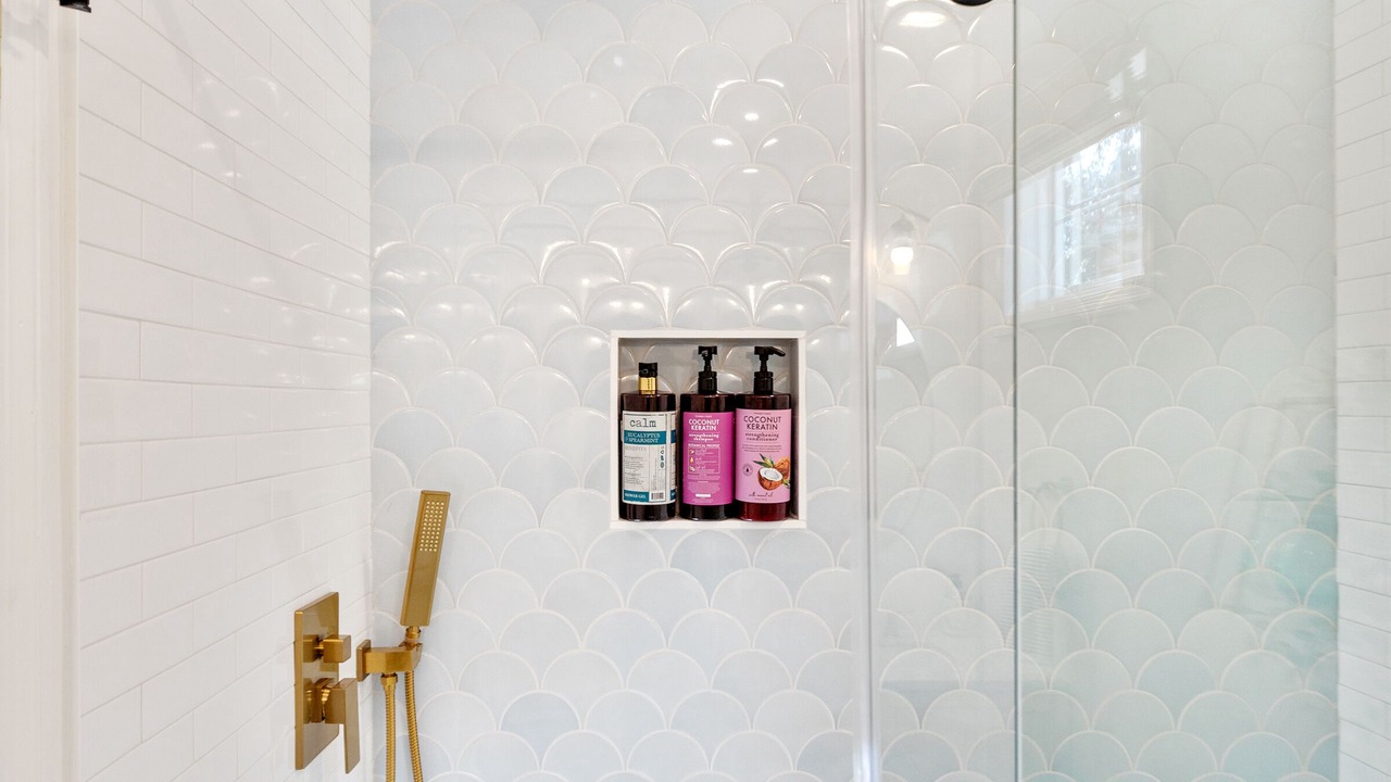 Photo of Bathroom in Cannonborough Elliotborough