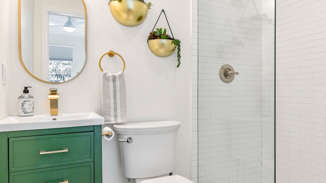 Photo of Bathroom in Cannonborough Elliotborough