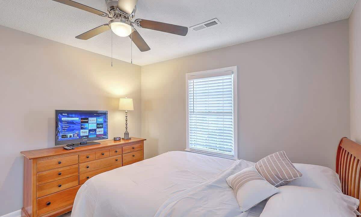 Photo of Bedroom in Goose Creek