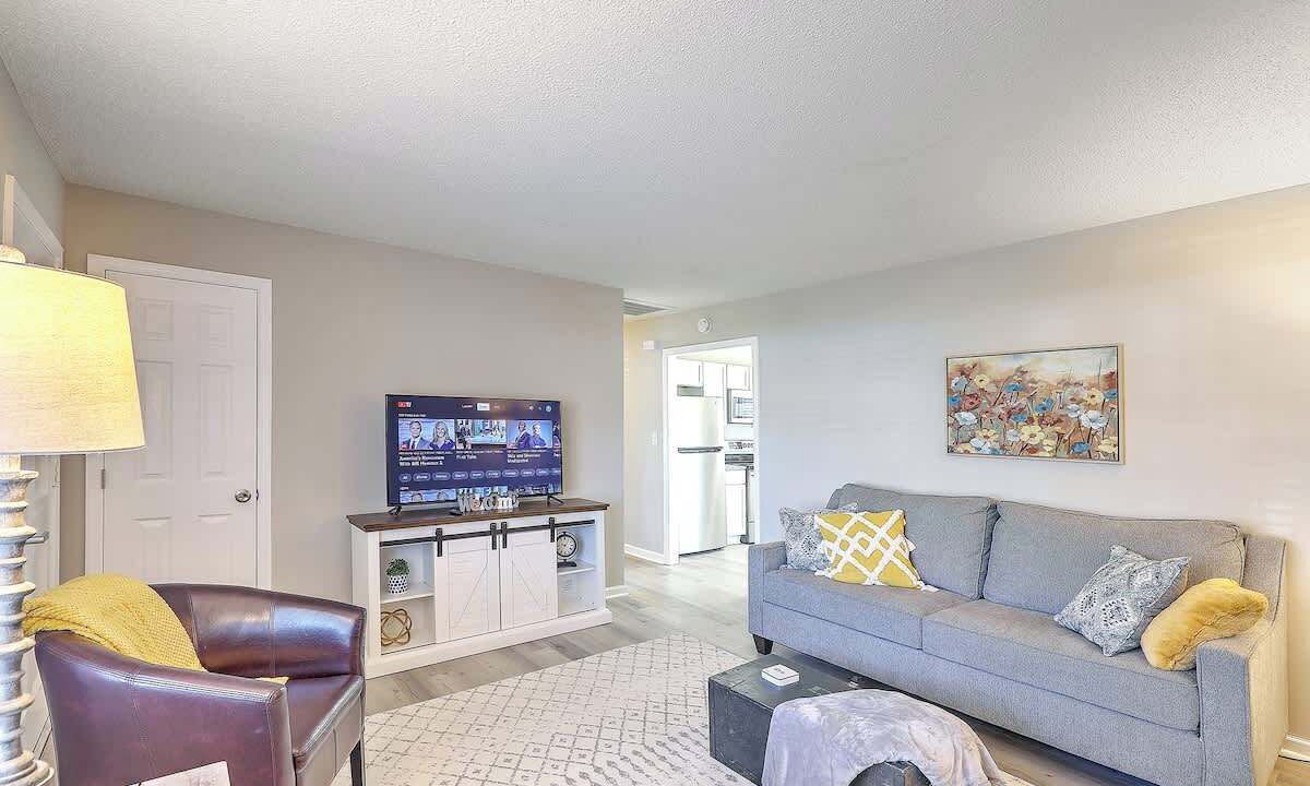 Photo of Livingroom in Goose Creek