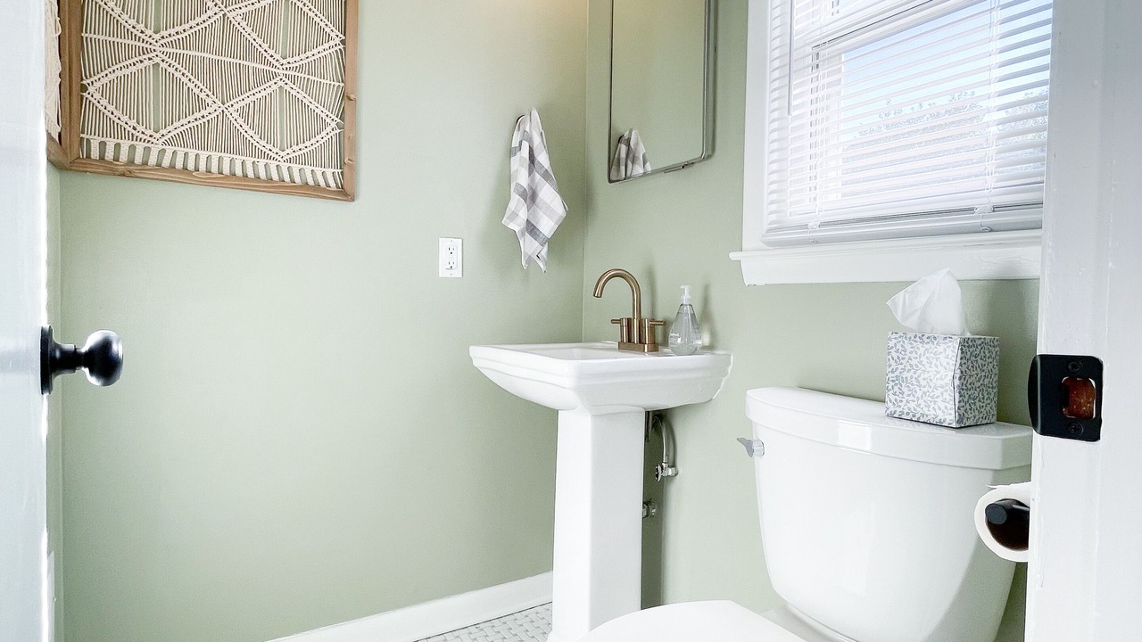 Photo of Bathroom in Green Valley