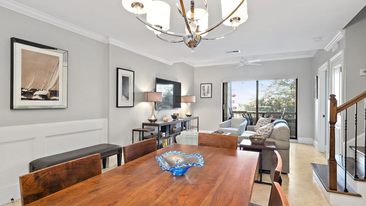 Photo of Livingroom in Harbour Town