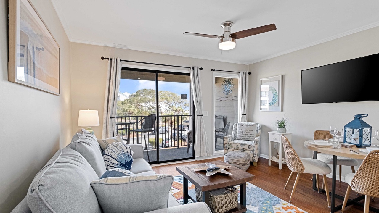 Photo of Livingroom in Folly Field