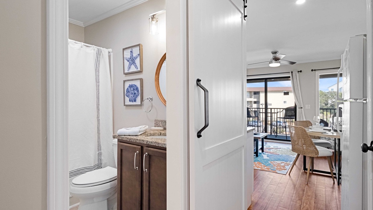 Photo of Bathroom in Folly Field