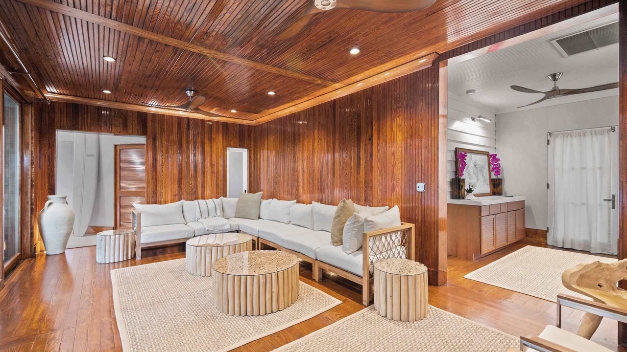 Photo of Livingroom in Sullivan's Island