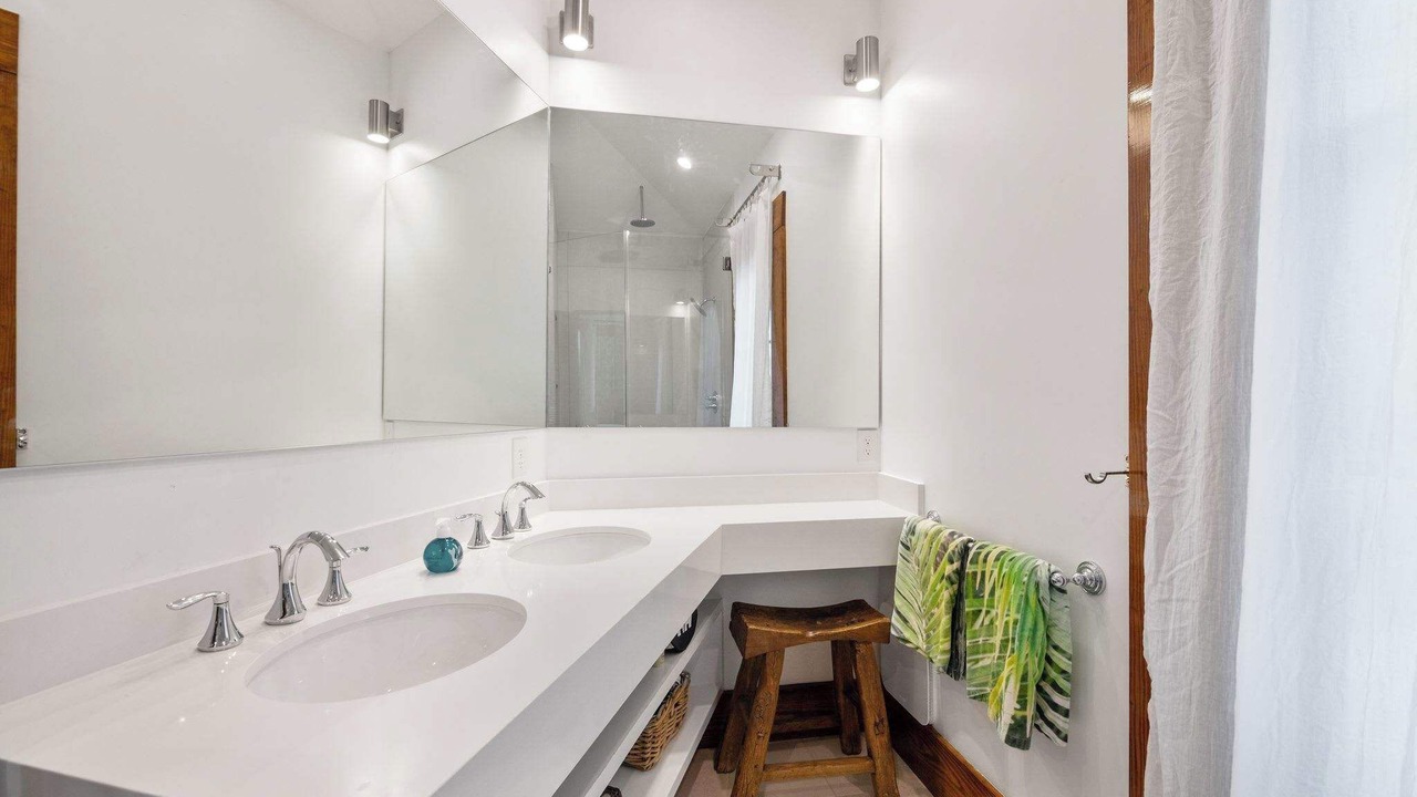 Photo of Bathroom in Sullivan's Island