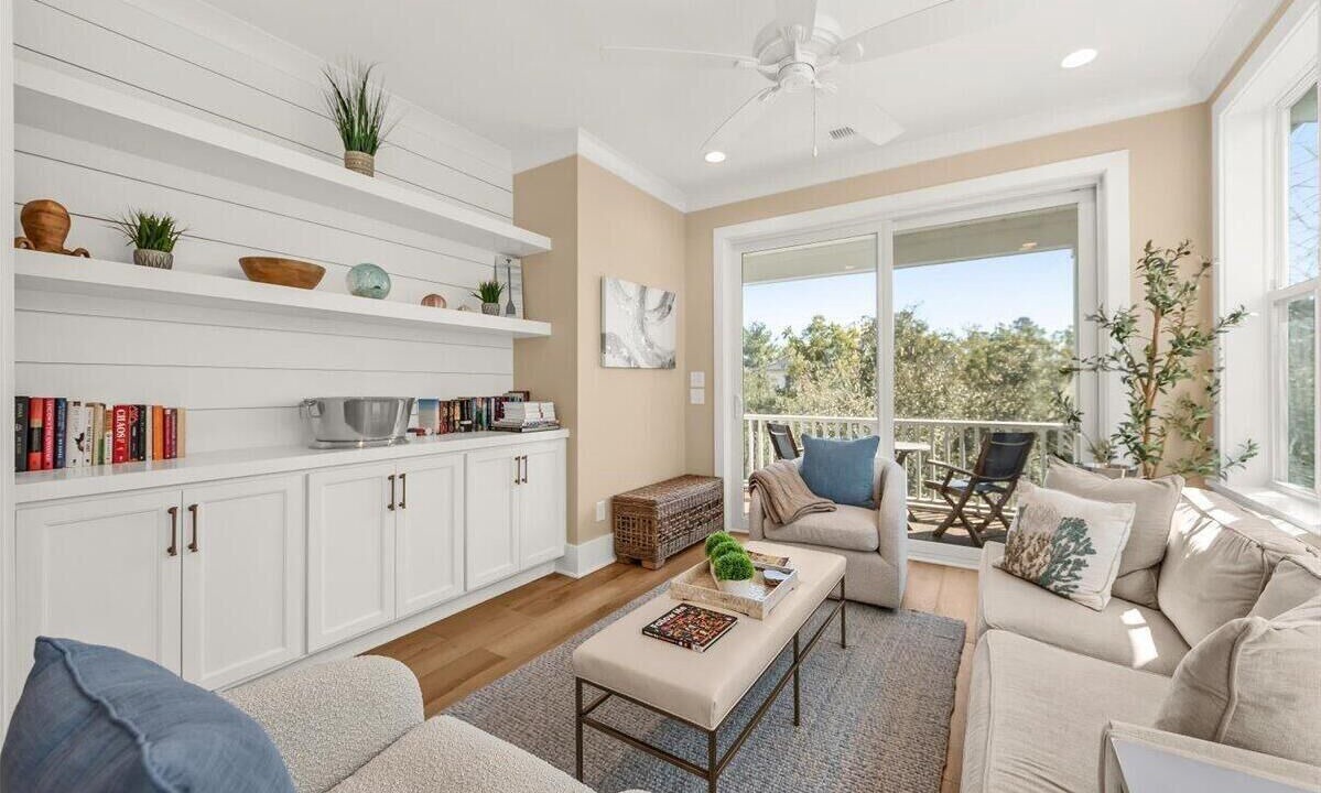 Photo of Livingroom in Johns Island