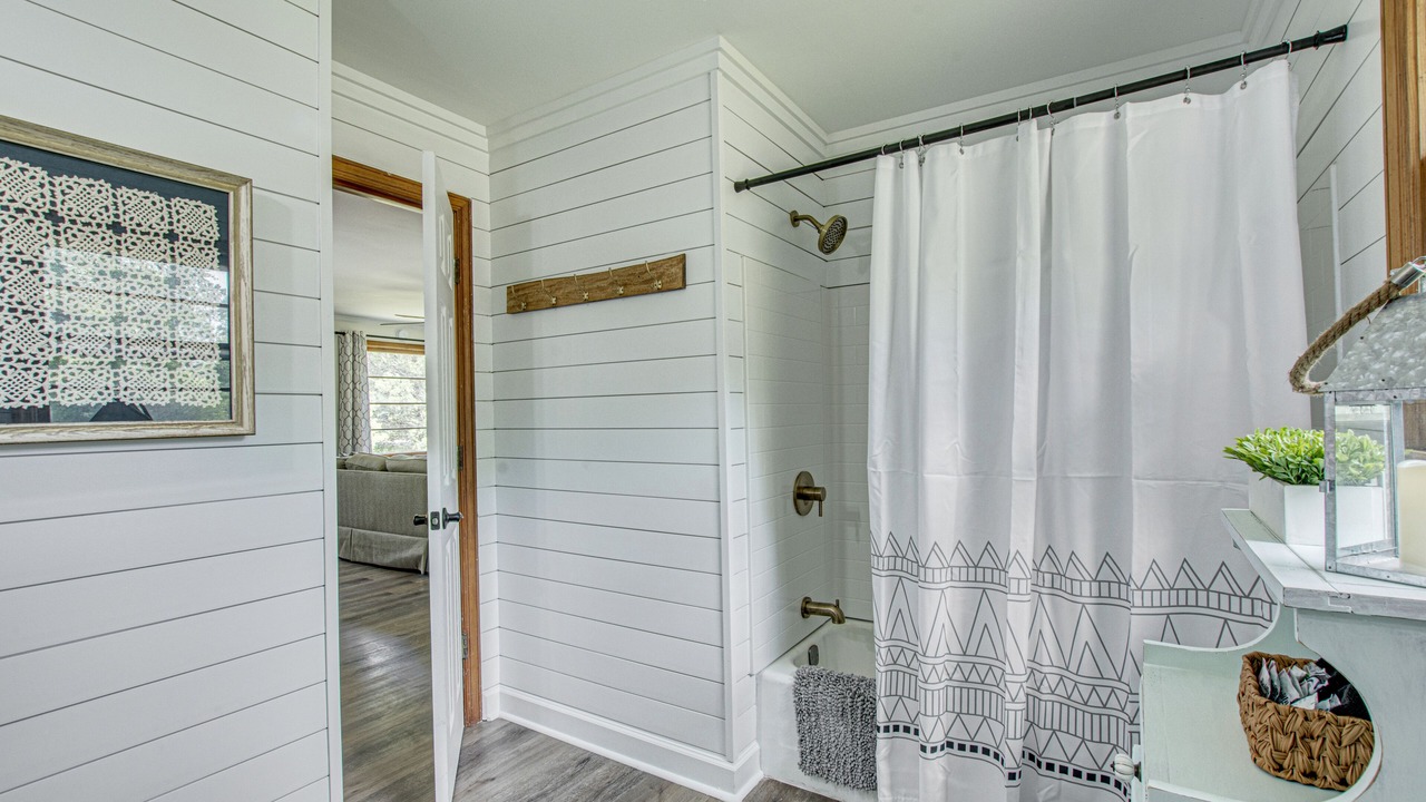Photo of Bathroom in Lincolnville
