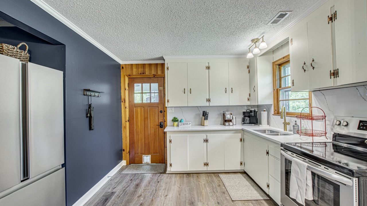 Photo of Kitchen in Lincolnville