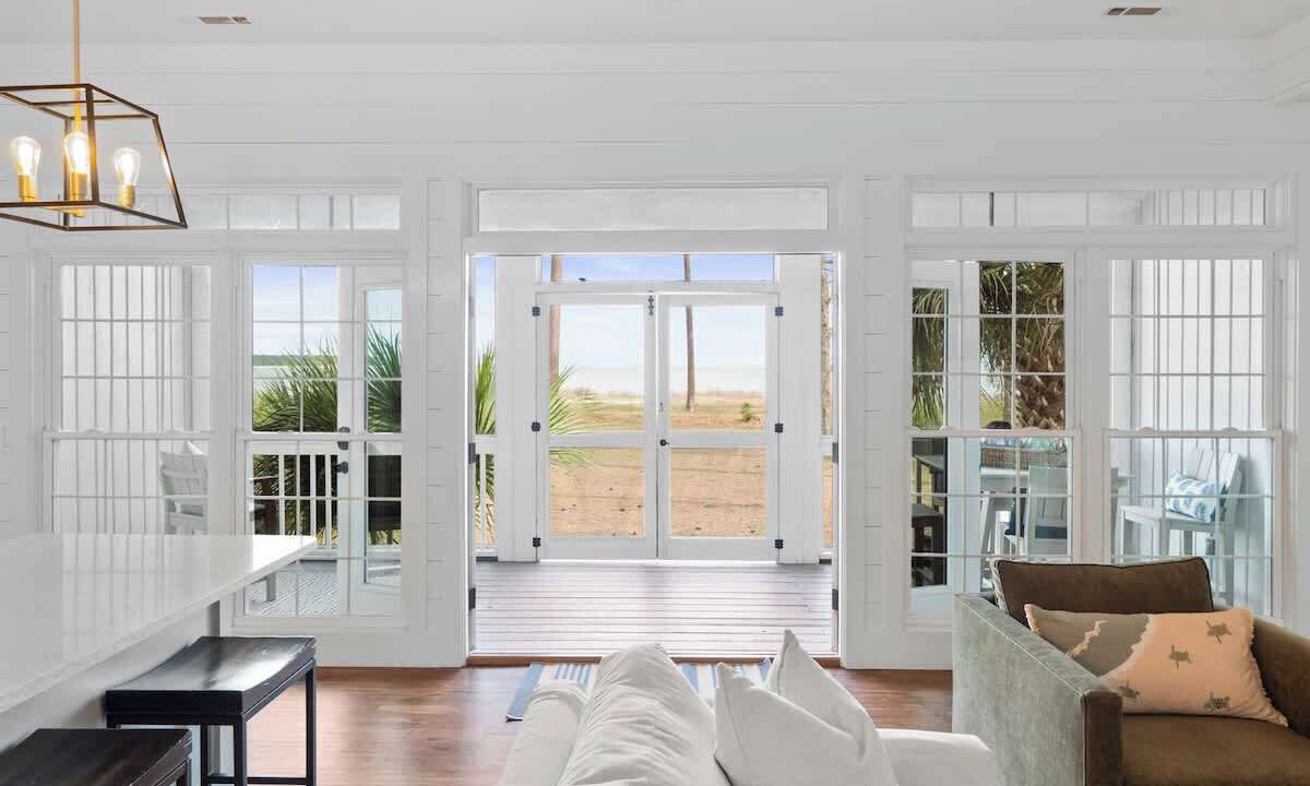 Photo of Livingroom in Melrose on the Beach
