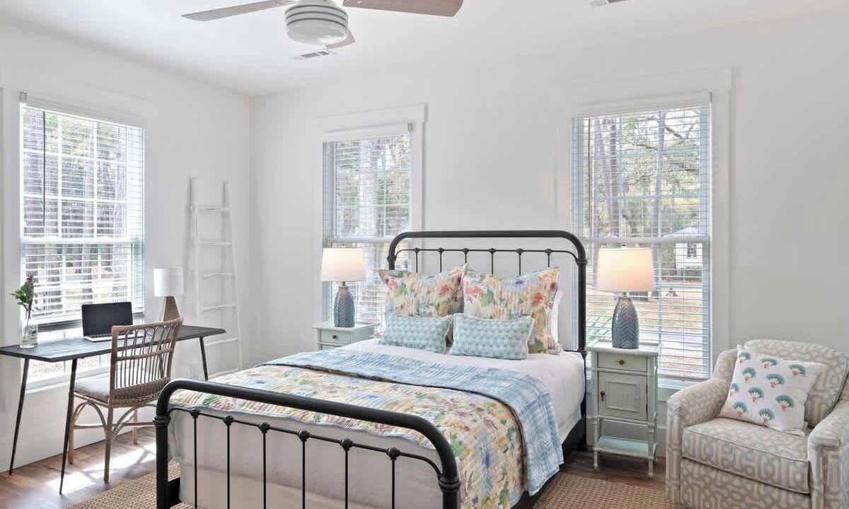 Photo of Bedroom in Melrose on the Beach