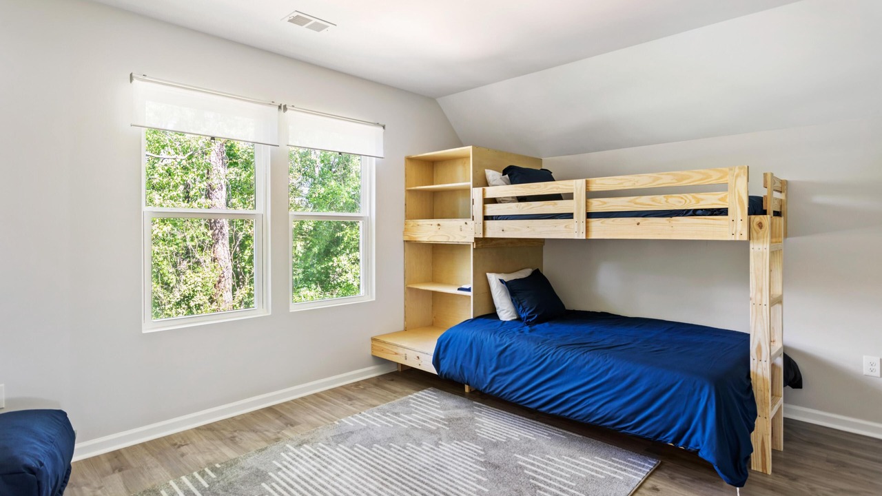Photo of Bedroom in Hanahan