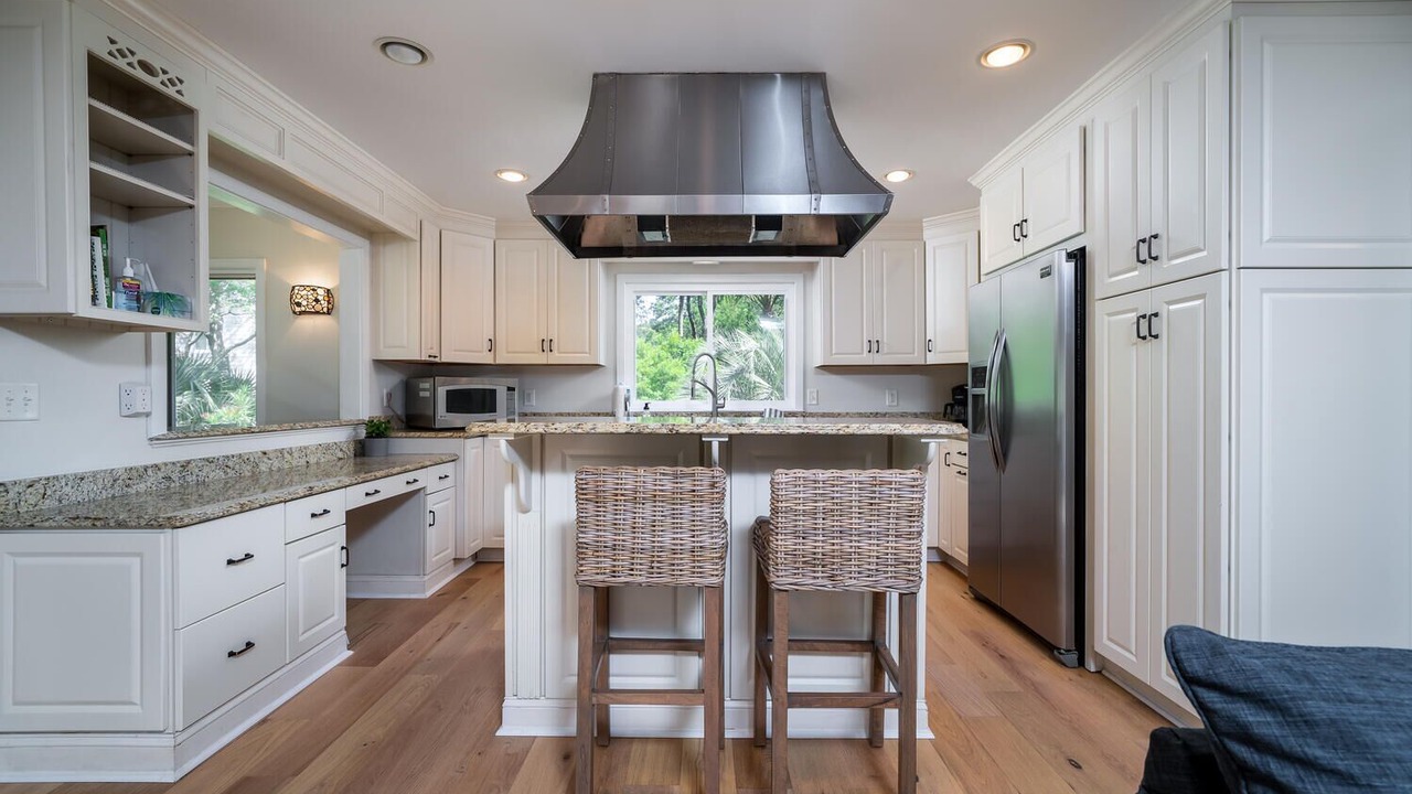 Photo of Bedroom in Seabrook Island