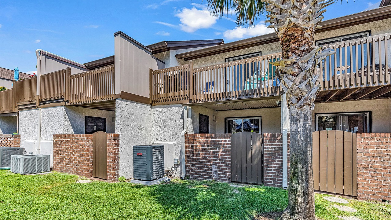 Photo of Outdoor in Arcadian Shores