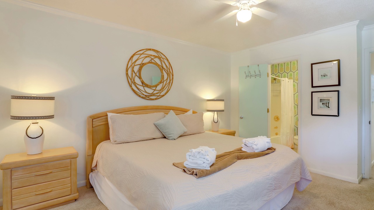 Photo of Bedroom in Arcadian Shores