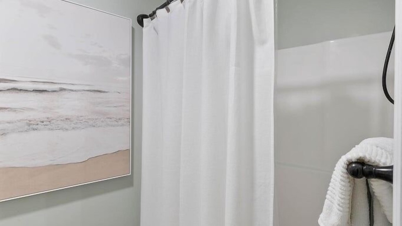 Photo of Bathroom in Tarpon Pond