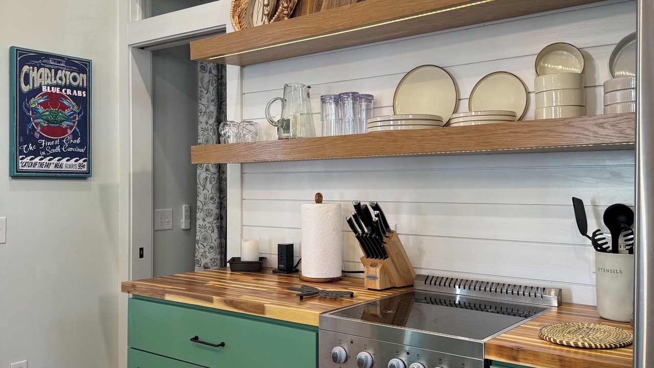 Photo of Kitchen in Summerville Historic District