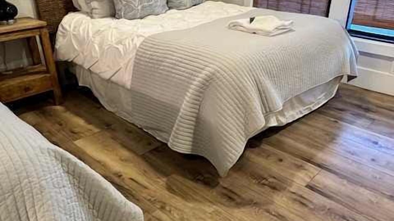 Photo of Bedroom in Melrose on the Beach
