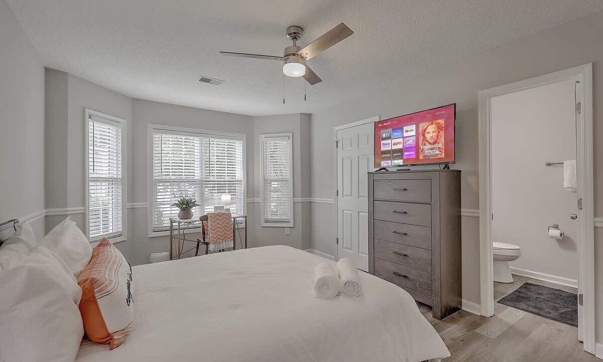 Photo of Bedroom in Summerville
