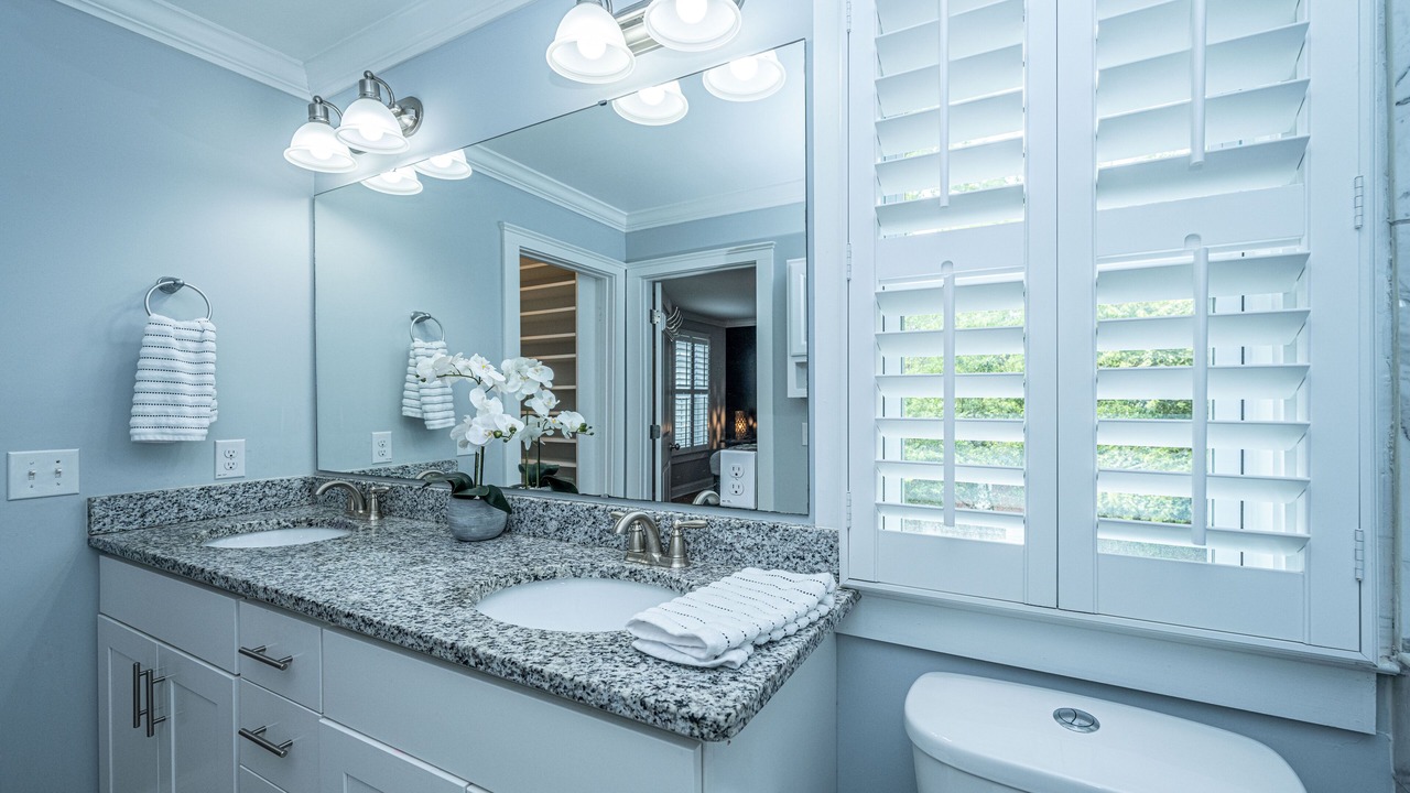 Photo of Bathroom in North Charleston