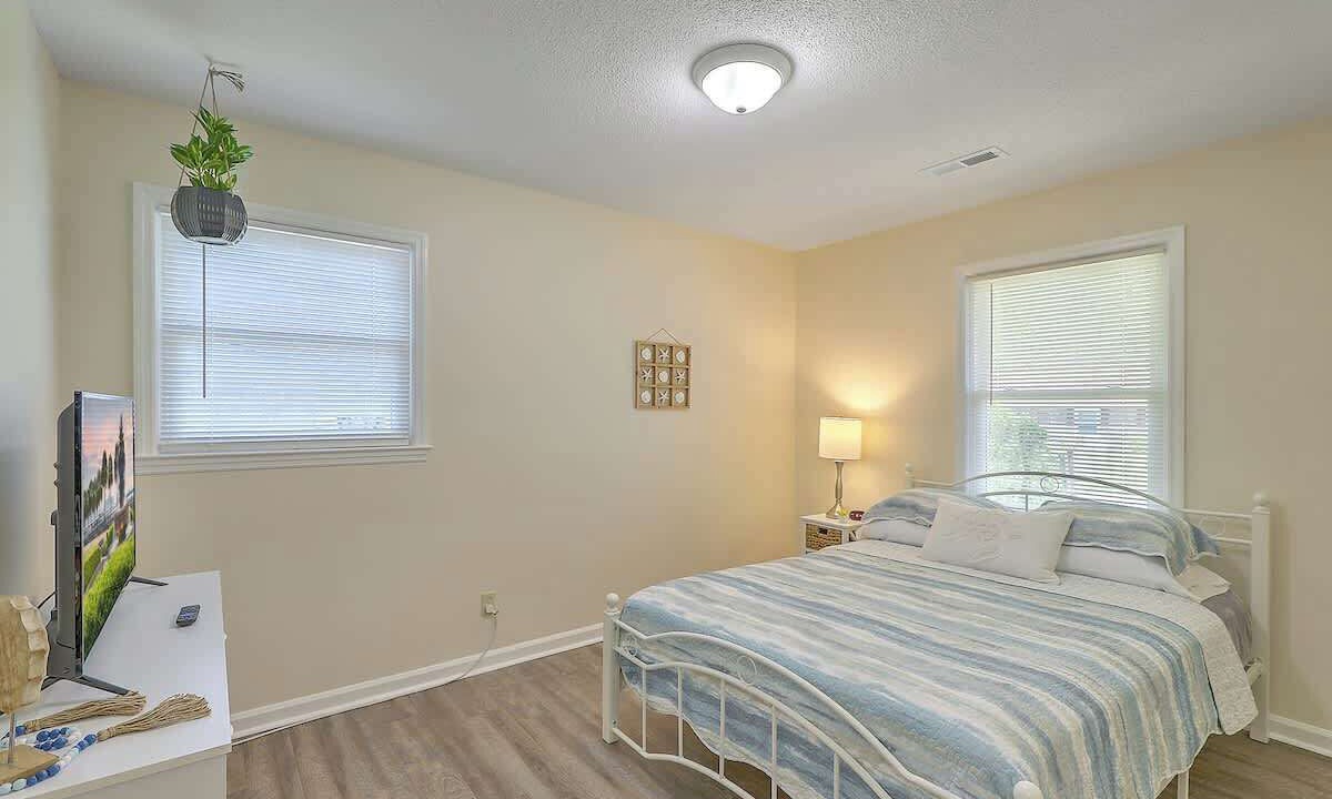 Photo of Bedroom in Goose Creek