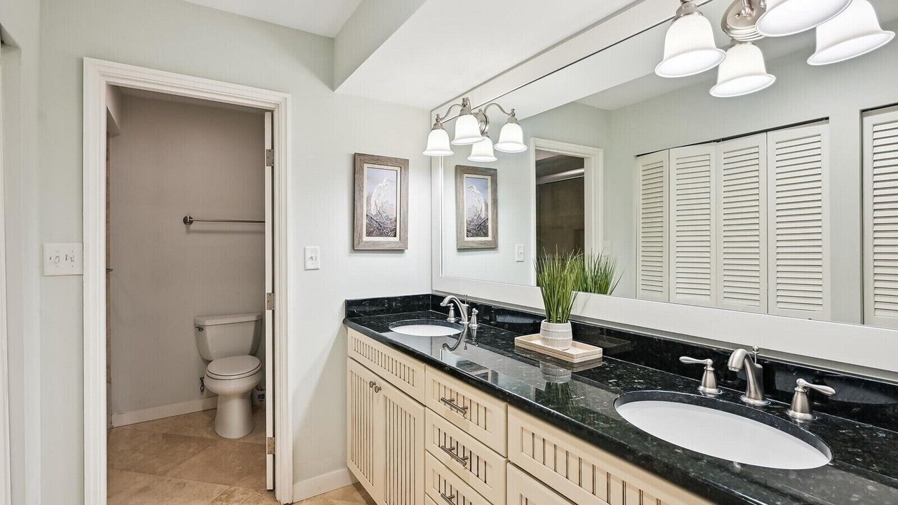 Photo of Bathroom in South Beach