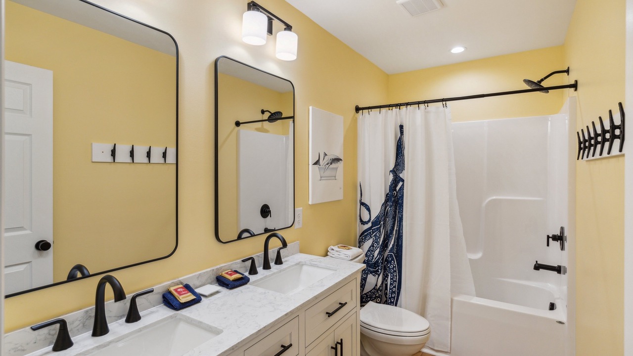 Photo of Bathroom in Sunset Point