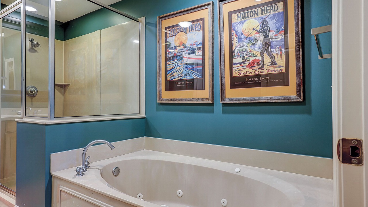 Photo of Bathroom in Shelter Cove